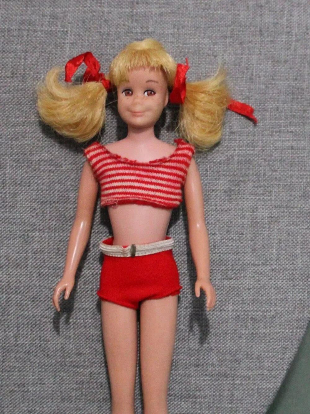 Vintage Barbie Blonde Skooter Straight Leg Doll, Skippers Friend 1965 Excellent